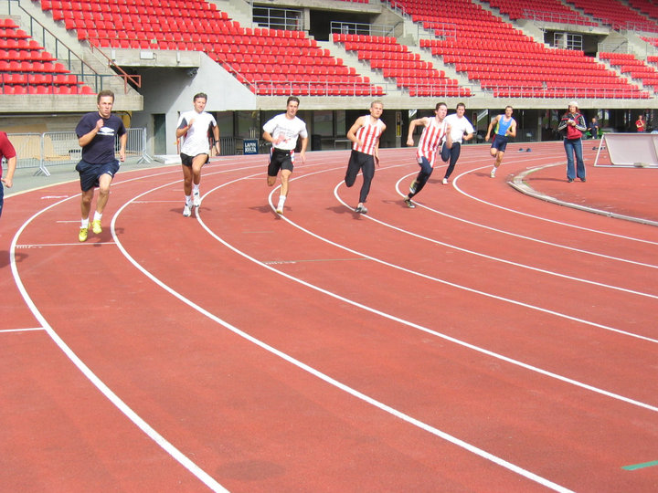 200m